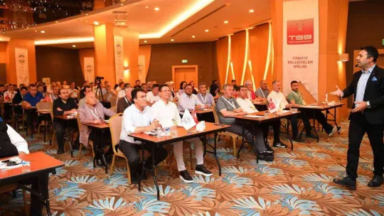 Bursa Belediyeler Birliği'nden hizmet içi eğitim semineri