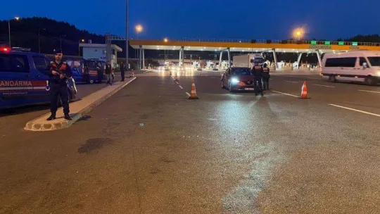 Bursa'da 'Türkiye Huzurlu Sokaklar' uygulaması