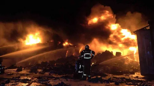 Bursa'da 13 saattir devam eden yangının boyutu gün ağarınca ortaya çıktı