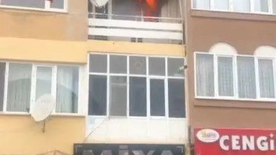 Bursa'da 2 farklı dairede yangın paniği