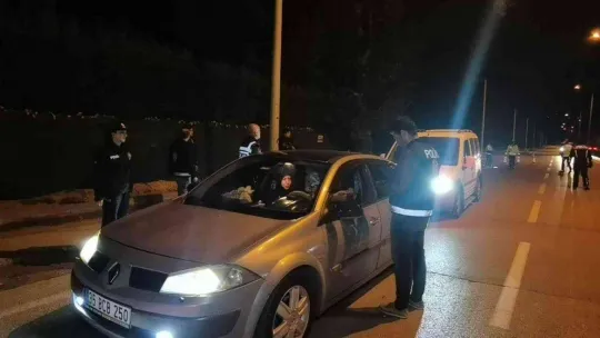 Bursa'da 200 polis ve jandarma ile huzur uygulaması