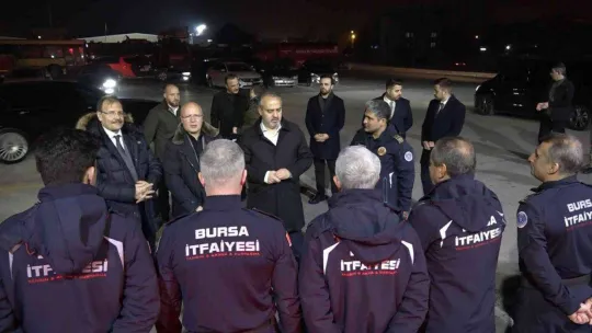 Bursa'da 2022'nin son, 2023'ün ilk bebekleri dünyaya geldi