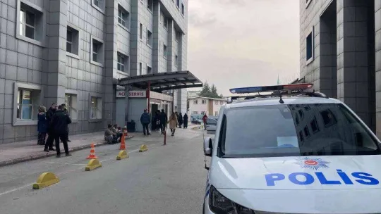 Bursa'da 21 lise öğrencisi zehirlenme şüphesiyle hastaneye kaldırıldı