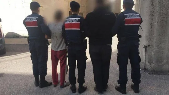 Bursa'da bağ evine dadanan hırsızlar yakayı ele verdi