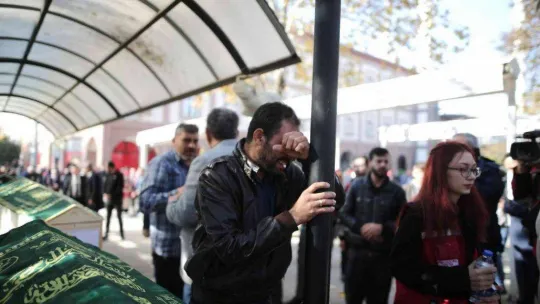 Bursa'da büyük acı...9 tabut yanyana