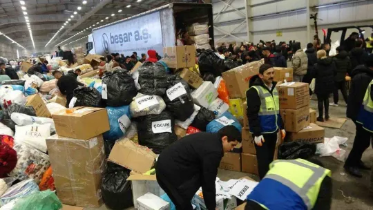 Bursa'da deprem bölgesine yardım seferberliği