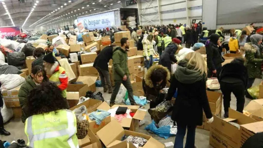 Bursa'da deprem bölgesine yardım seferberliği