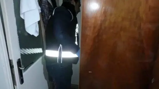 Bursa'da gaygubet evlerine baskın 9 gözaltı