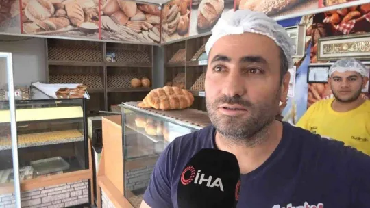 Bursa'da hırsız sadaka kutusunu böyle çaldı