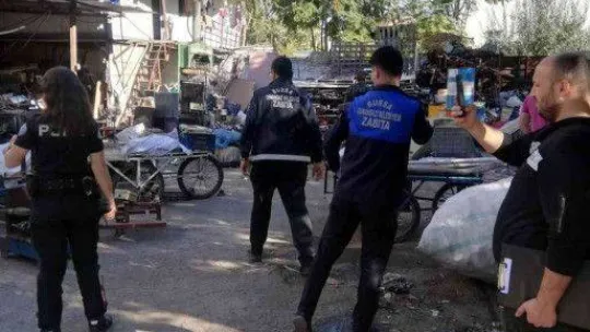 Bursa'da hurdacılara çalıntı mazgal denetimi