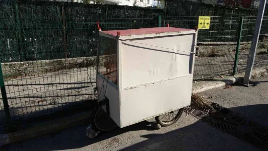Bursa'da kazadan kurtulan kokoreç ustası, sahte içkiden hayatını kaybetti