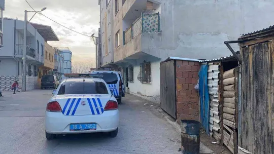 Bursa'da komşusunun kurşun yağdırdığı genç ağır yaralandı