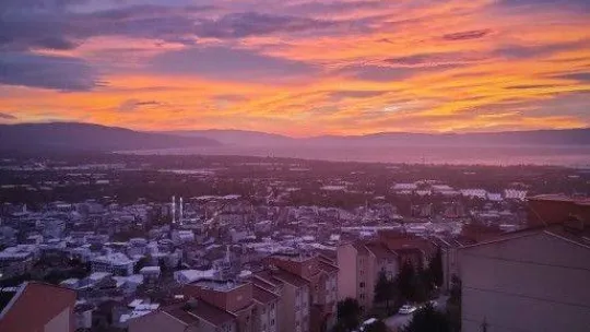 Bursa'da merak uyandıran görüntü