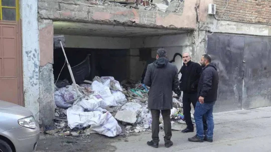 Bursa'da metruk binada şüpheli ölüm