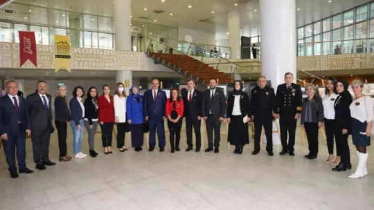 Bursa'da Öğretmenler Günü coşkusu