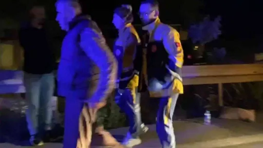 Bursa'da önünü kestikleri kamyonun şoförünü dövüp hastanelik ettiler