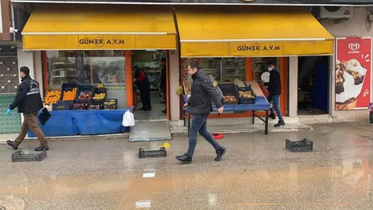 Bursa'da park kavgasında silahlar konuştu: 2 yaralı