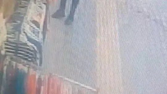 Bursa'da pes dedirten hırsızlık...Eşofman çalarak kayıplara karıştı