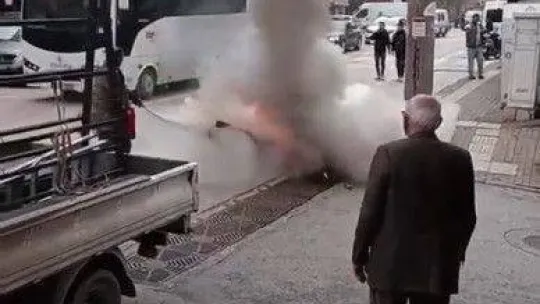 Bursa'da seyir halindeki motosiklet alev topuna döndü