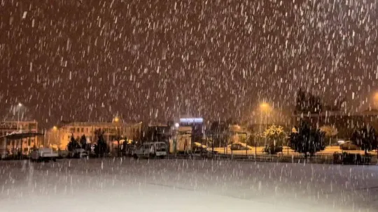 Bursa'da şiddetli kar yağışı etkisini gösterdi