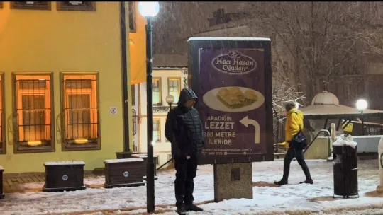 Bursa'da şiddetli kar yağışı etkisini gösterdi