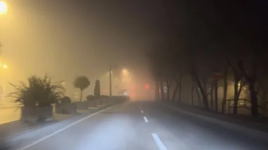Bursa'da sisli hava etkisini gösterdi, görüş mesafesi 25 metreye düştü