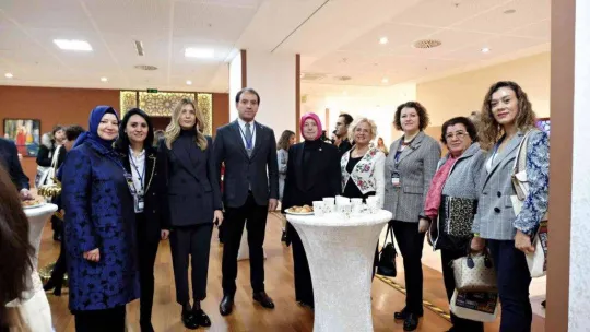 Bursa'da Türk kadınına uluslararası bakış