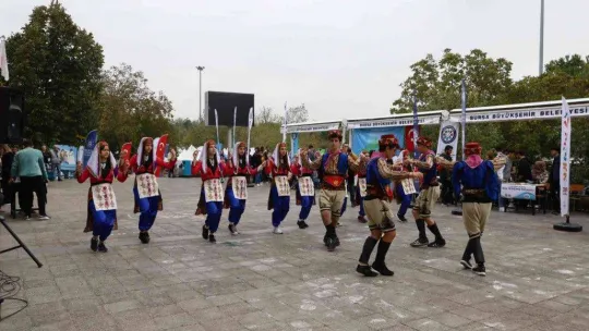 Bursa'da üniversitelilere 'Hoş geldin' şöleni