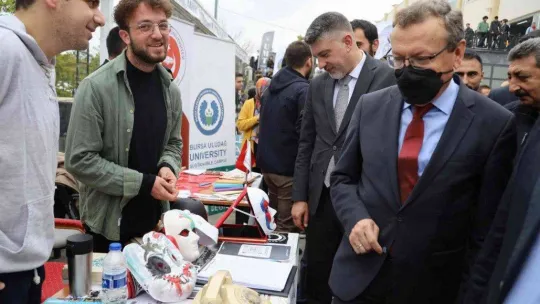 Bursa'da üniversitelilere 'Hoş geldin' şöleni