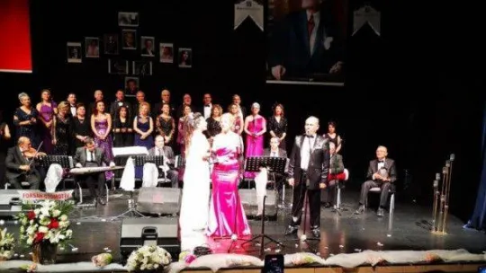 Bursa'da ustalara saygı konseri