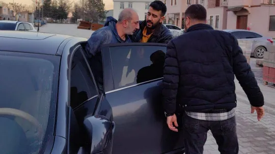 Bursa'da uyuşturucu operasyonu film sahnelerini aratmadı