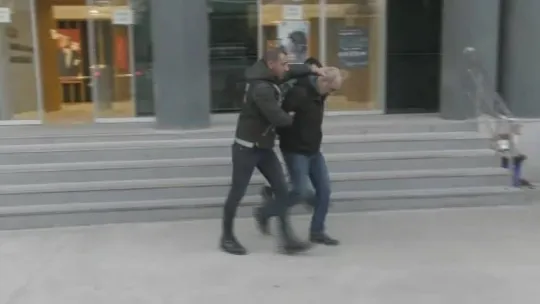 Bursa'da uyuşturucu operasyonu film sahnelerini aratmadı