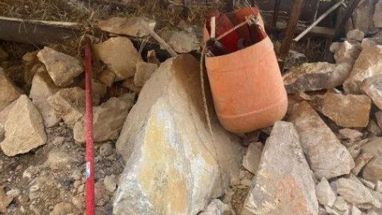 Bursa'da yok artık dedirten olay: Evin içinde kazı yaparken yakalandı