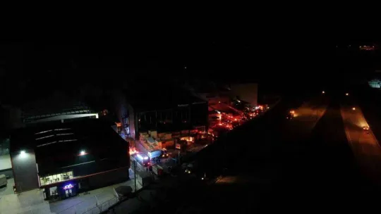 Bursa'daki fabrika yangınına 25 araç 80 personel müdahale ediyor