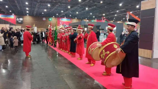 Bursa mehter takımı  Fransa'yı fethetti