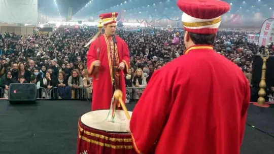 Bursa mehter takımı  Fransa'yı fethetti