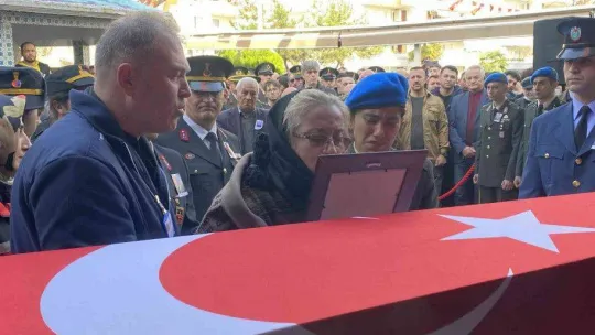 Bursalı şehit gözyaşları eşliğinde son yolculuğuna uğurlandı