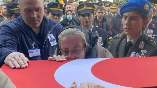 Bursalı şehit gözyaşları eşliğinde son yolculuğuna uğurlandı