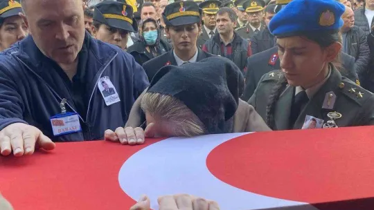 Bursalı şehit gözyaşları eşliğinde son yolculuğuna uğurlandı