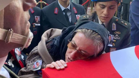 Bursalı şehit gözyaşları eşliğinde son yolculuğuna uğurlandı