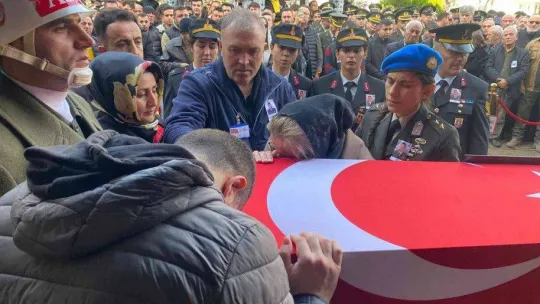 Bursalı şehit gözyaşları eşliğinde son yolculuğuna uğurlandı