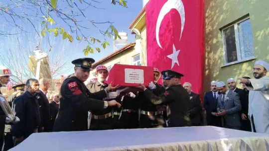 Bursalı şehit son yolculuğuna uğurlandı