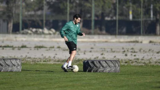 Bursaspor'da çalışmalar devam ediyor