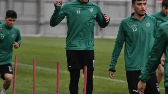 Bursaspor'da tempo artıyor