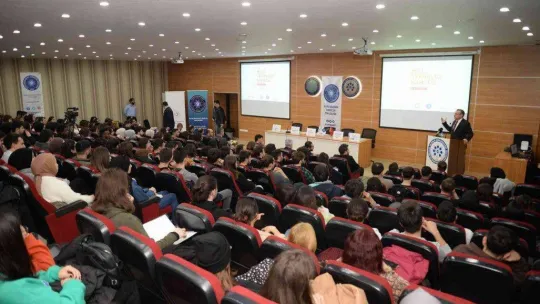 BUÜ Rektörü Prof. Dr. Ahmet Saim Kılavuz: 'Gençler milli teknoloji hamleleri konusunda duyarlı olmalı'