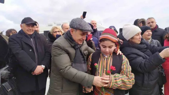 Büyükçekmece Belediye Başkanı Akgün: 'Yunan devleti Lozan Antlaşmasına sadık kalsın, başına gelecekleri tarihten hatırlasın'