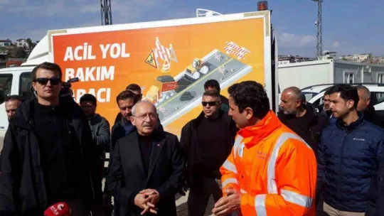 Büyükçekmece Belediyesi depremin yaralarını sarmaya devam ediyor