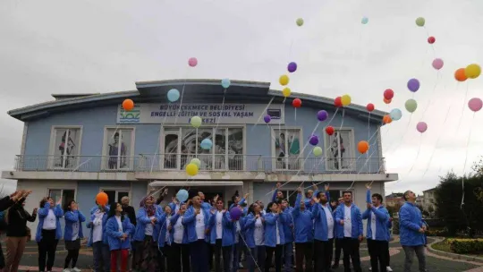 Büyükçekmece'de  duygu dolu Dünya Engelliler farkındalık günü etkinliği