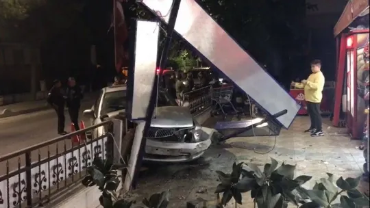 Büyükçekmece'de alkollü sürücü dehşeti kamerada