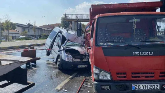 Celaliye'de feci kaza:1 ölü, 1 yaralı